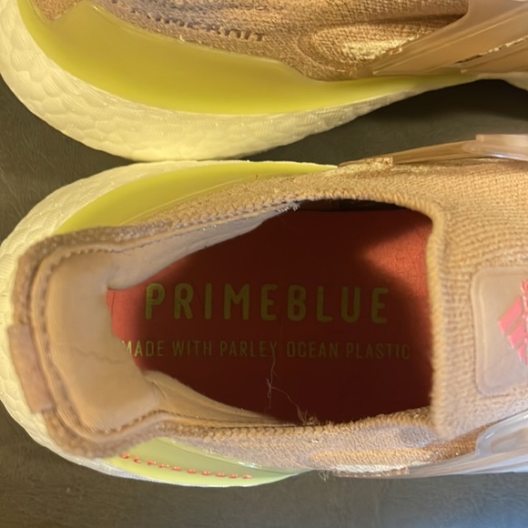 Adidas Ultraboost Sneakers - Picture 3 of 5